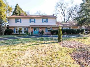 15678 Windingbrook Dr, Mishawaka, IN
