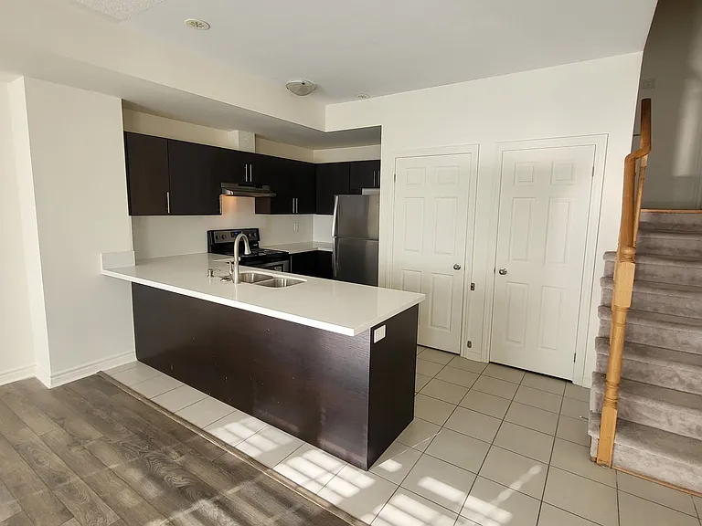 2420 Baronwood Dr #34-04 — Photo 4