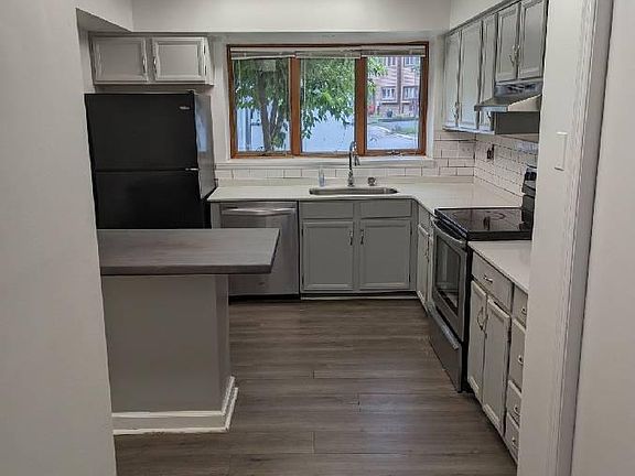 5th image of 5451 Pinehurst Dr