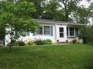 16 Sheila Ct, Yorktown Heights, NY 10598