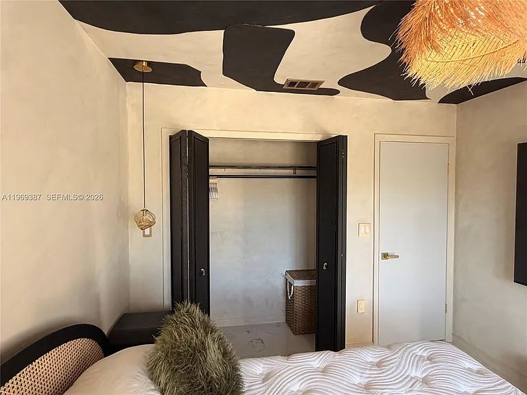 14617 SW 167th Ter — Photo 10