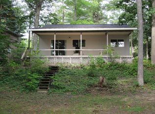 124 Saginaw Legion Dr, Roscommon, MI 48653