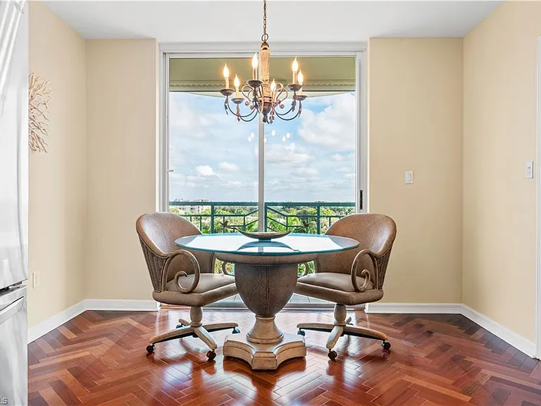 7515 Pelican Bay Blvd #7B — Photo 13