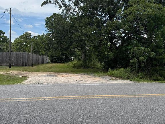 5th image of Black Creek Lodge Rd