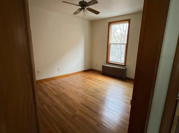 80 Wood St #2, Lewiston, ME 04240