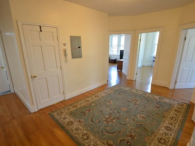 56 Cummings Rd #4 — Photo 4