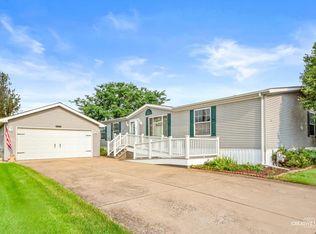 1251 Redbud Rd, Manteno, IL 60950