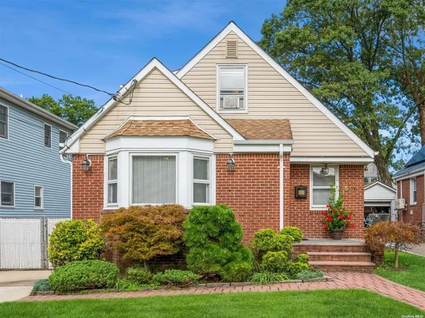 506 Harding Avenue, West Hempstead, NY 11552