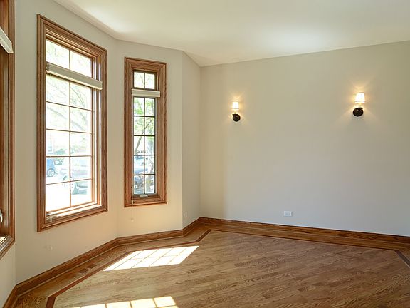 2nd image of 6914 W Jarvis Ave