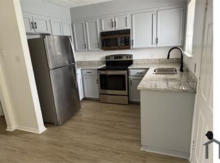 1000 Waco Rd #208, Belton, TX 76513
