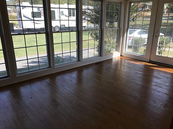 5th image of 11173 Thornton Dr