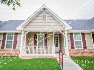 2112 10th St, Lubbock, TX 79401