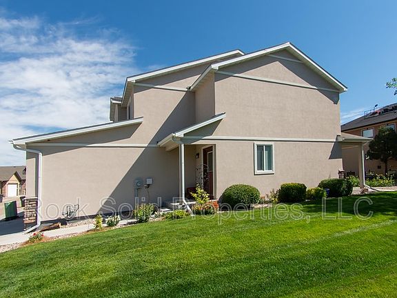 3rd image of 1031 Old Town Ln #1