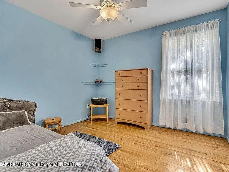 541 Frank Applegate Rd — Photo 17