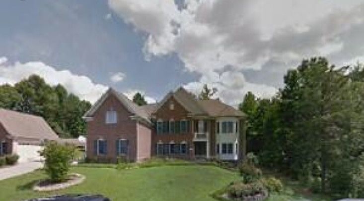2nd image of 5973 Maxfield Ct