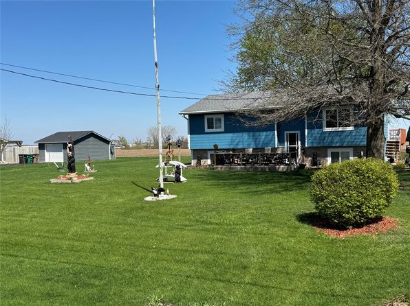 8586 S Orilla Rd, Cumming, IA 50061