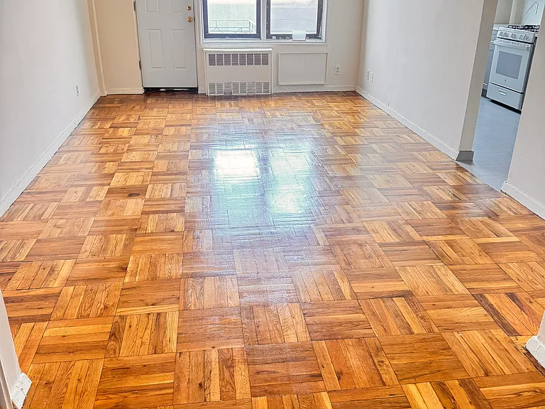 14943 35th Ave #1J — Photo 2