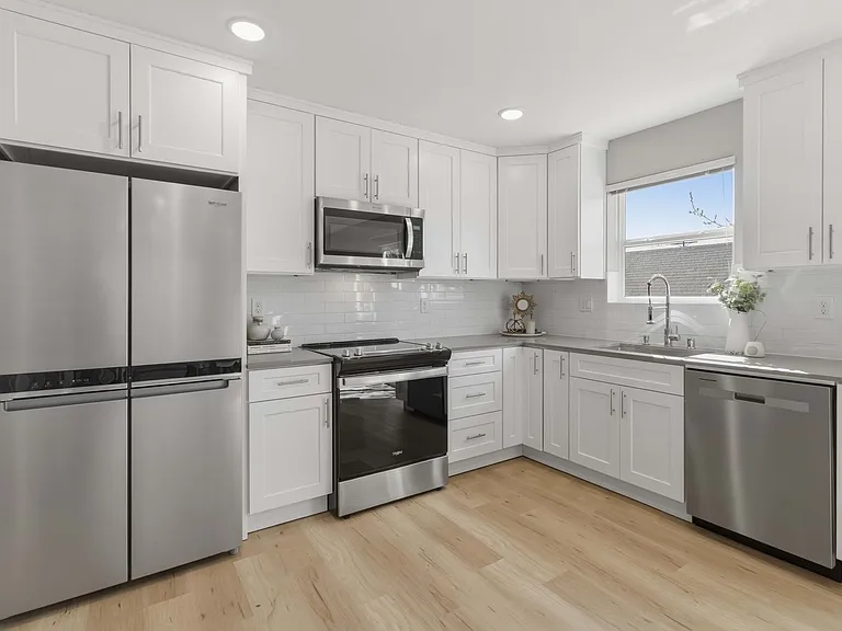3536 S Brandon St #B — Photo 6