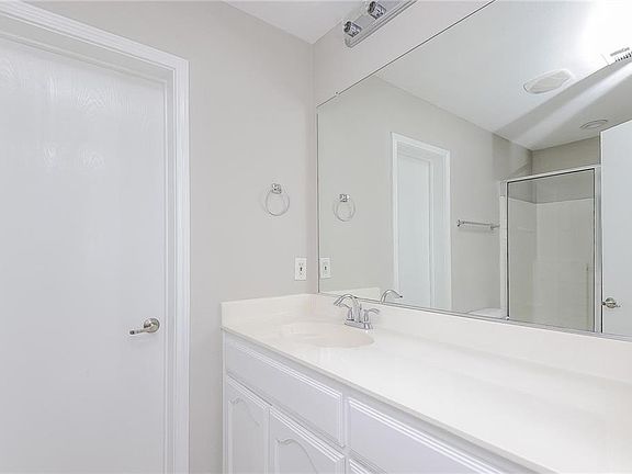 4th image of 6272 Adonia Dr