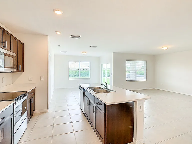 4203 Manatee Ln — Photo 19