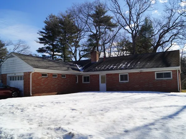 18 Druid Hill Ave, Burlington, MA 01803