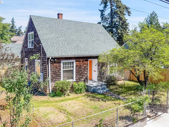 6705 SE Flavel St, Portland, OR 97206