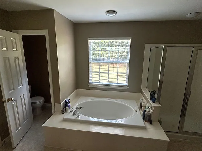 108 Ivory Glen Ct — Photo 17