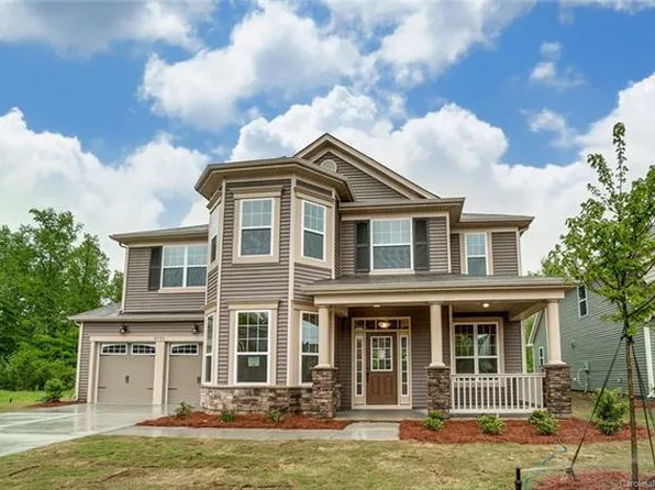 2755 Berkhamstead Cir, Concord, NC 28027