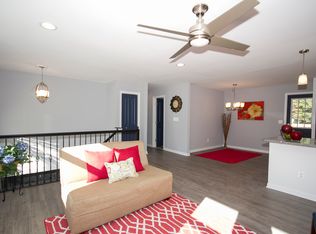 8414 Alvin Rd, Pasadena, MD 21122