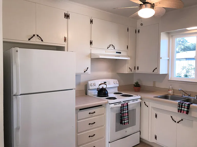 217 Felix St #3 — Photo 3