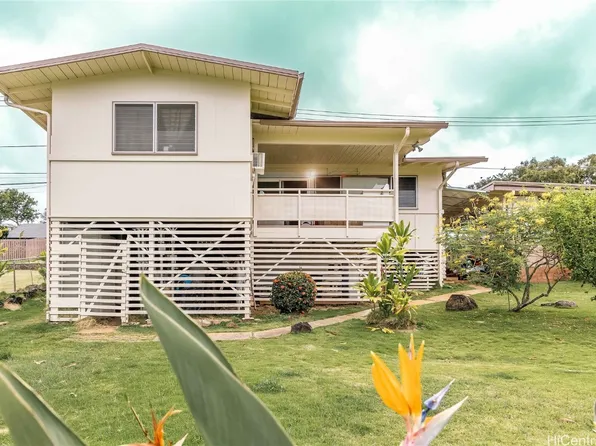 99-1255 Napuanani Rd, Aiea, HI 96701