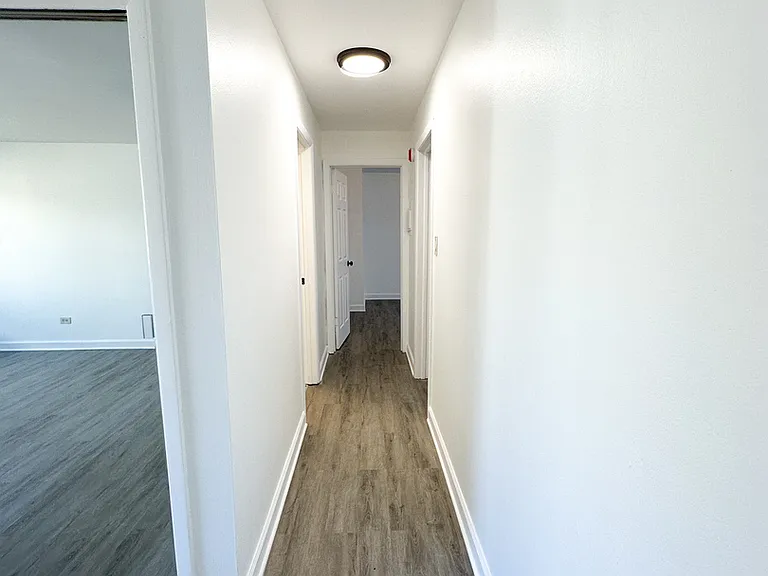 7019 N Ridge Blvd #3D — Photo 7