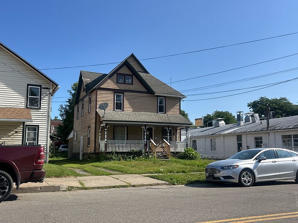 2nd image of 409 Broad St