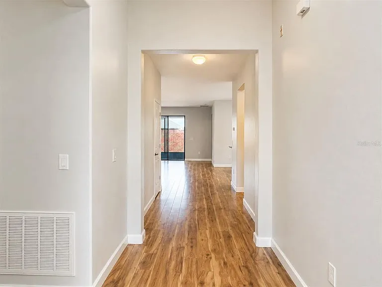 1954 Pantheon Dr — Photo 12