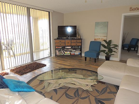 2nd image of 850 N Atlantic Ave APT 201