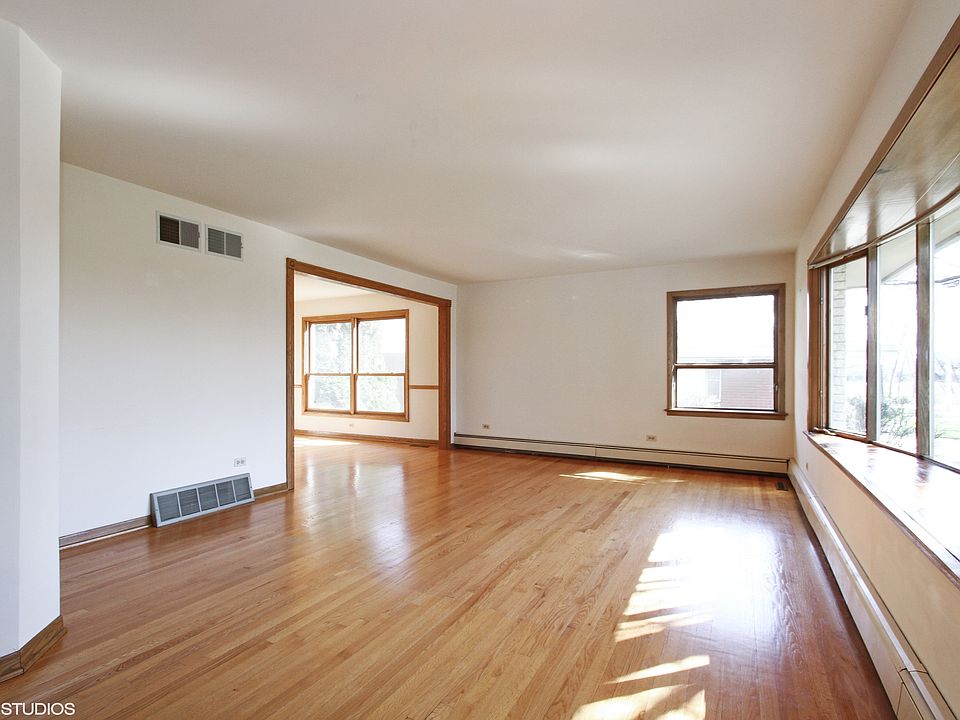 1st image of 10529 S Long Ave