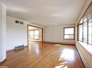 10529 S Long Ave, Oak Lawn, IL 60453