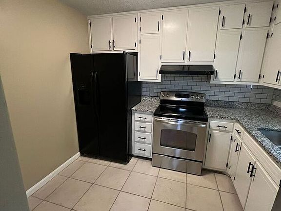 5th image of 5333 Bishops Cir