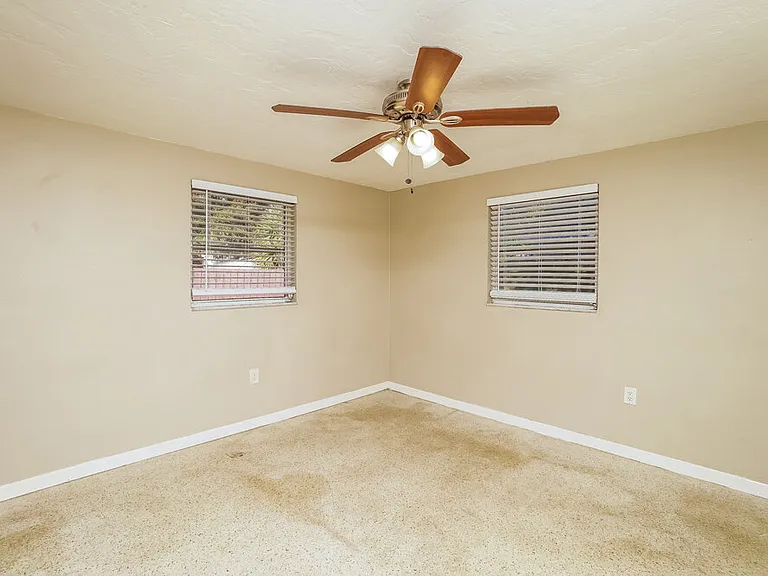 5917 Missouri Ave — Photo 13