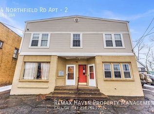 74 Northfield Rd APT 2, Bedford, OH 44146