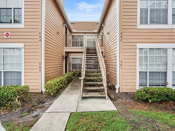 3rd image of 709 Youngstown Pkwy APT 364