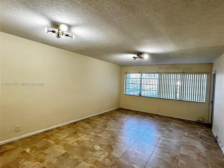 215 SE 3rd Ave #203A — Photo 6