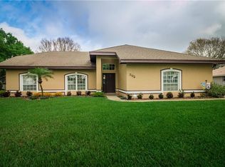 362 Crape Myrtle Ln, Polk City, FL 33868