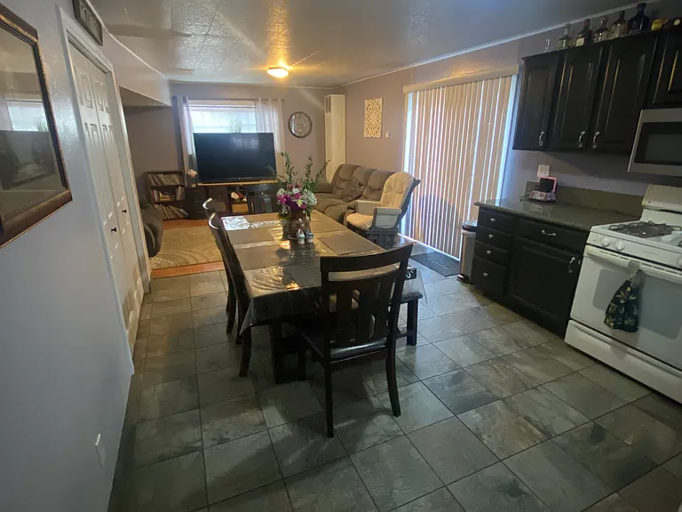 3823 Pentagon Dr — Photo 10
