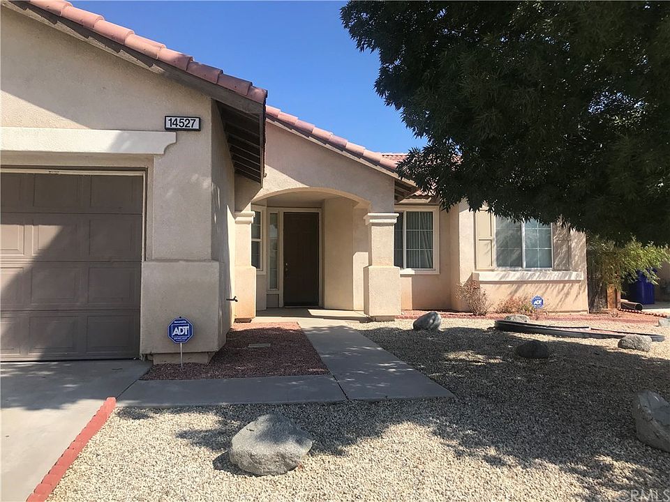 1st image of 14527 Yarrow Ct