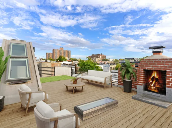 15 Dewey Place image 11 of 15