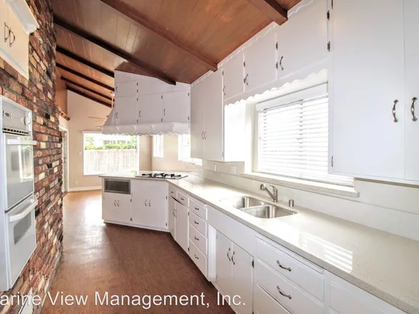 565 20th St, Hermosa Beach, CA 90254
