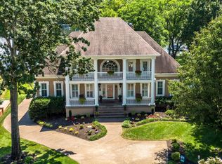 106 S Governors Cv, Hendersonville, TN 37075