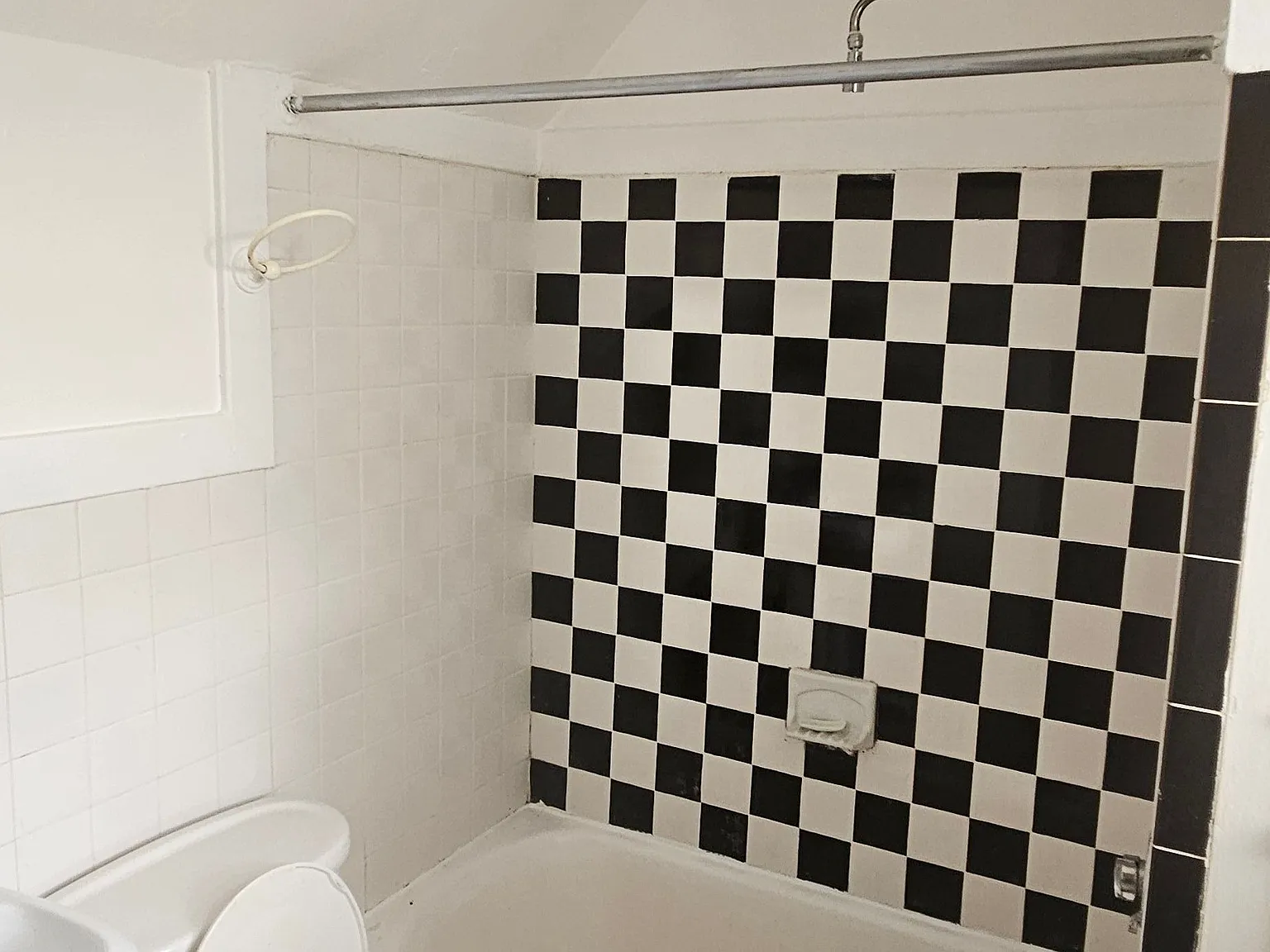 Studio, 1.0 bath, $1,200 — Photo 4