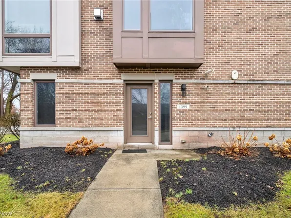 1399 Slate Ct, Cleveland, OH 44118